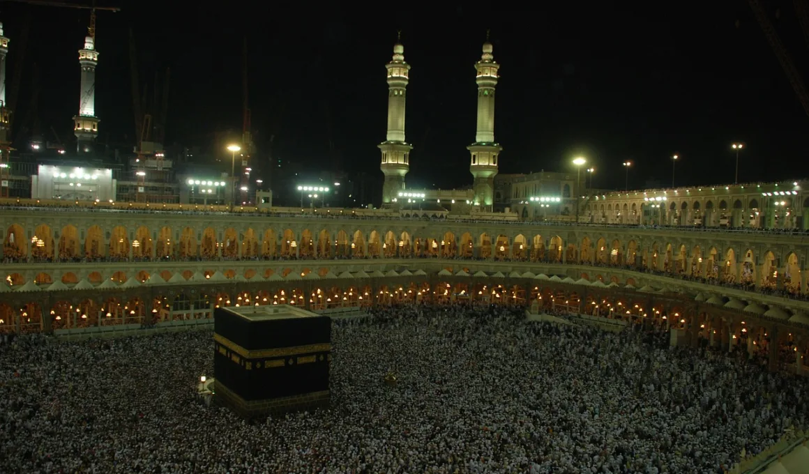 Houthis Fires A Deadly Missile Towards Makkah