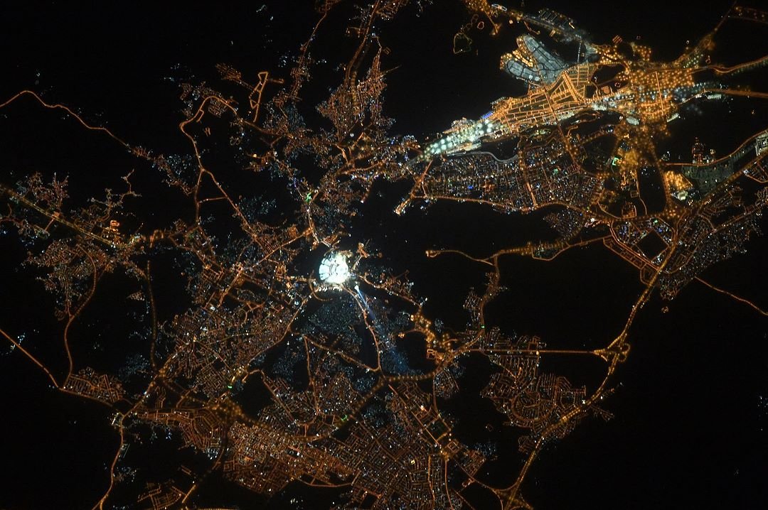 Makkah from space night time 1