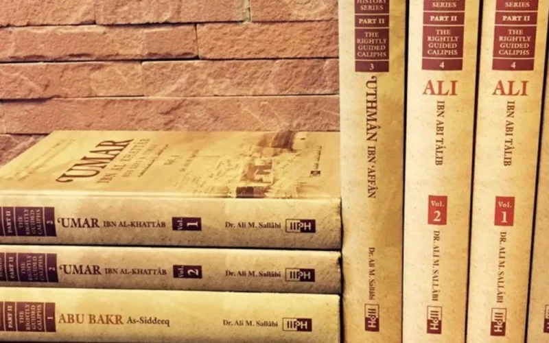 Recommended Books On Lives Of Four Caliphs Of Islam