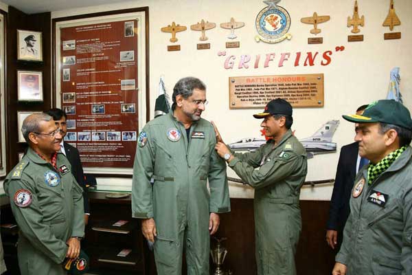 Shahid Khaqan Abbasi fly F16 (6)