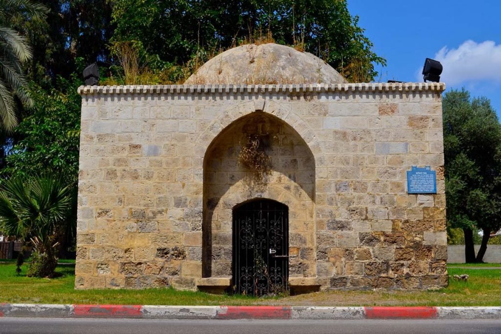 gate of ludd Bab E Ludd