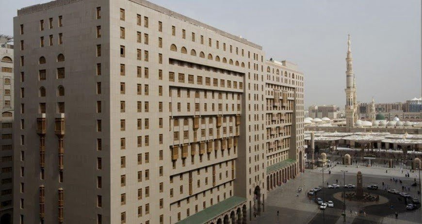 shaza al hijrah hotel madinah distance from masjid nabawi price