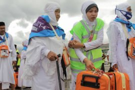 Indonesian Woman Saved Money For 26 Years To Go For Hajj