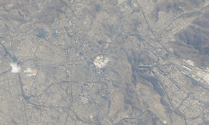 Uae Hazza Grand Mosque Makkah From Space