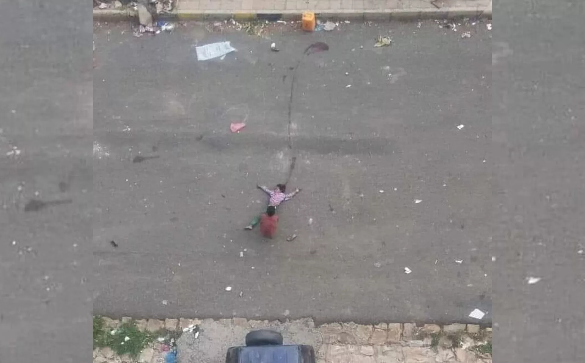 9 yr old Girl in Yemen Shot In Head By Houthi Sniper in Taiz