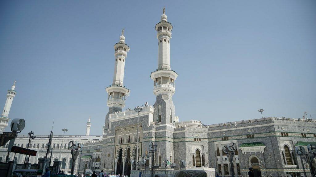 Masjid al-Haram and Nabawi Only Place in The World Without Coronavirus