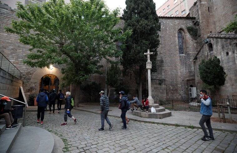 church of barcelona iftar muslims 6