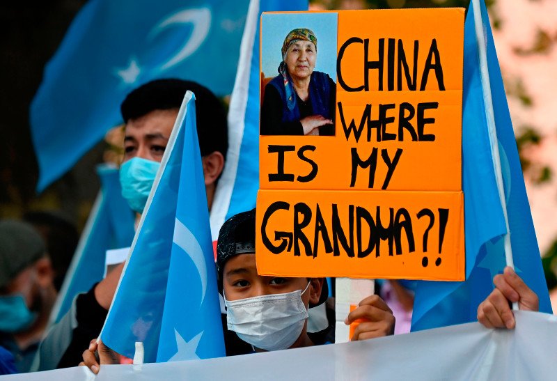 Report confirms Uyghur Muslims chined with tiger chains getting tortured and sterilized