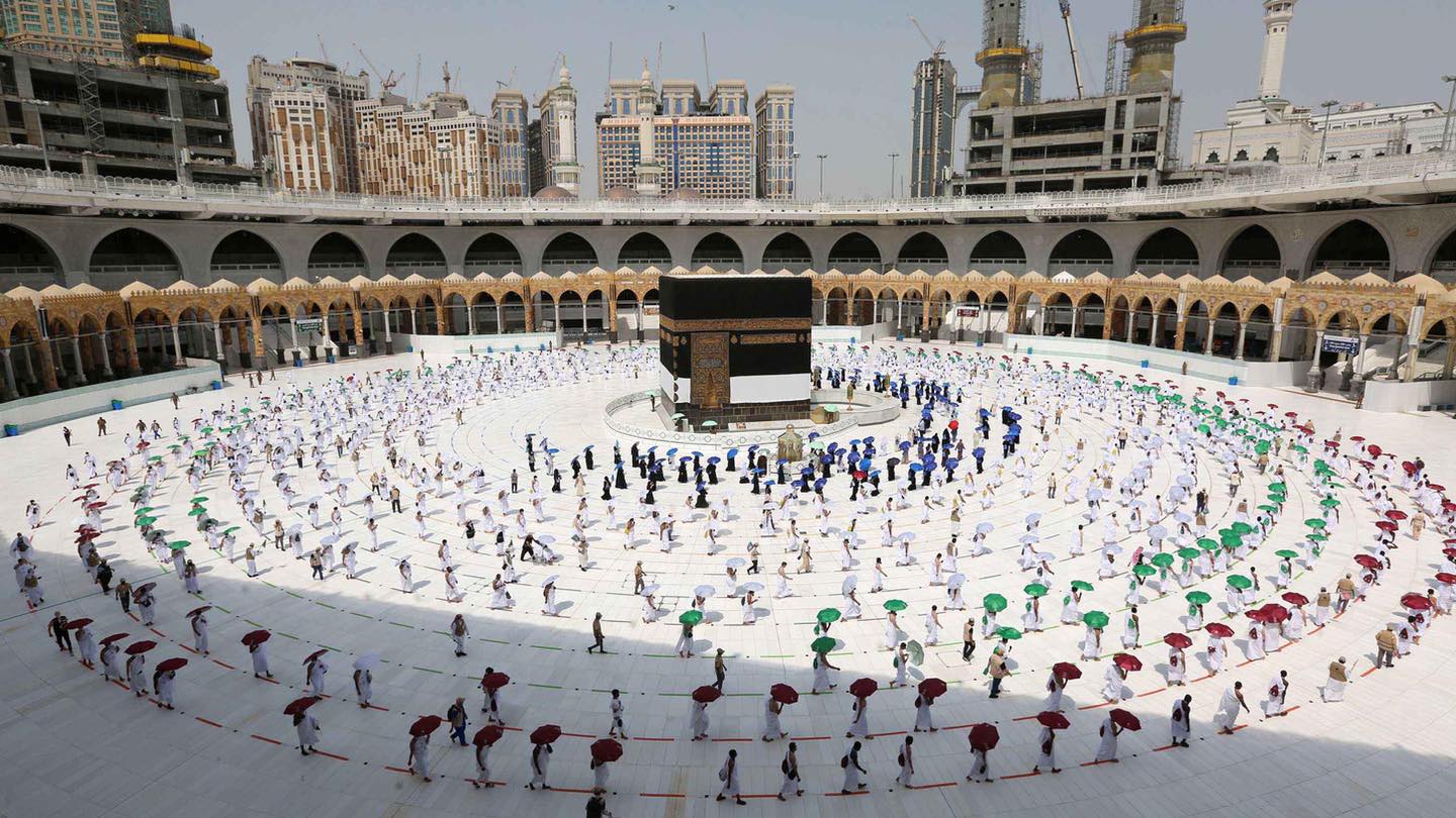 The Kaaba Kiswa raise in Hajj 2021 preparation has been postponed
