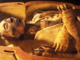Why is Pharaohs body so preserved