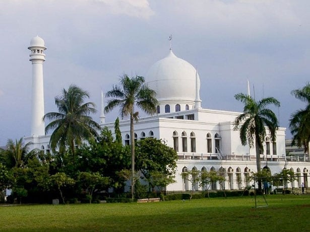 Indonesias New Rules Lowering Loudspeakers Volume During Adhan Spark Controversy