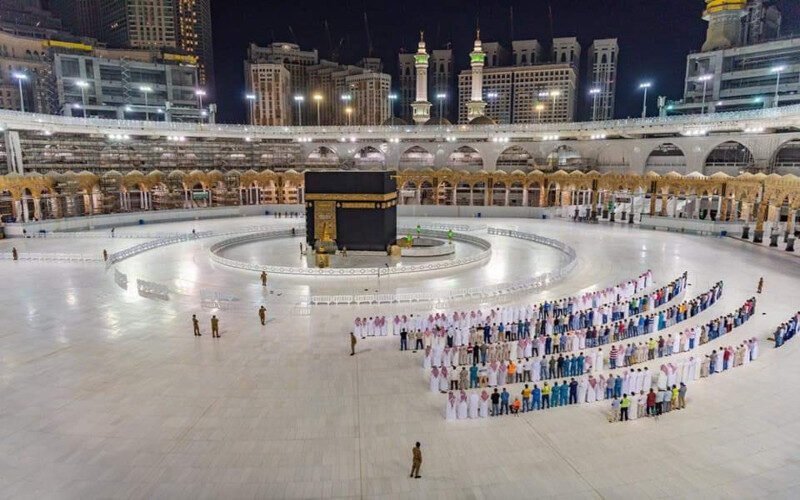 People Wearing Shorts Banned From Entering Masjid al Haram and Nabawi
