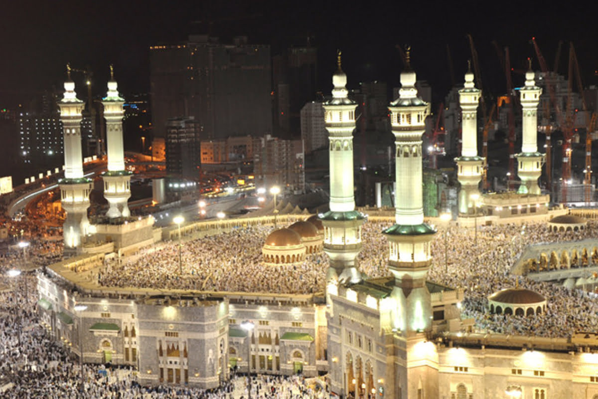 COVID 19 Vaccine Not Required To Enter Masjid al Haram and Nabawi