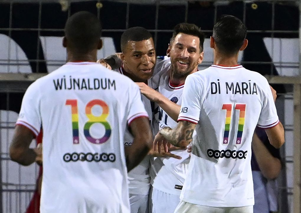 PSG stated that the rainbow flagged on their jerseys were a symbol of peace and diversity of the LGBT movement.