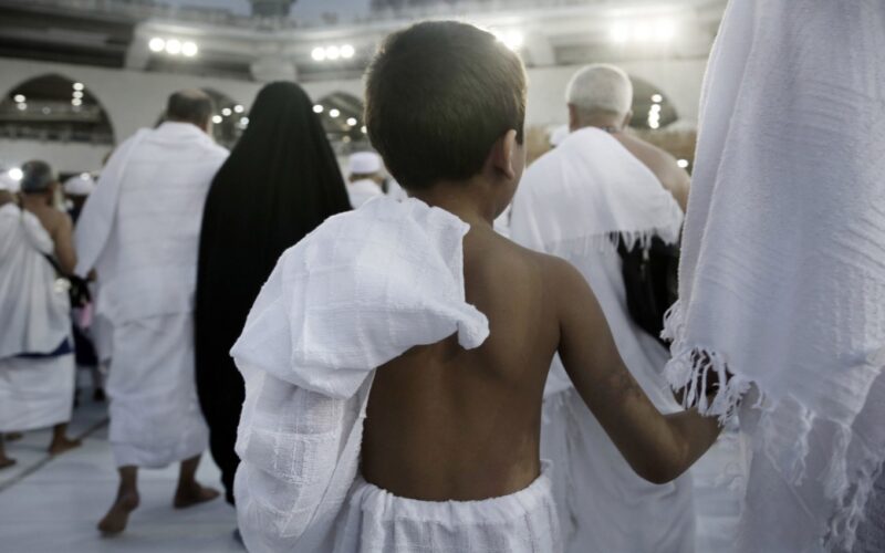 Saudi Arabia Removes Age Limit For Children To Perform Umrah
