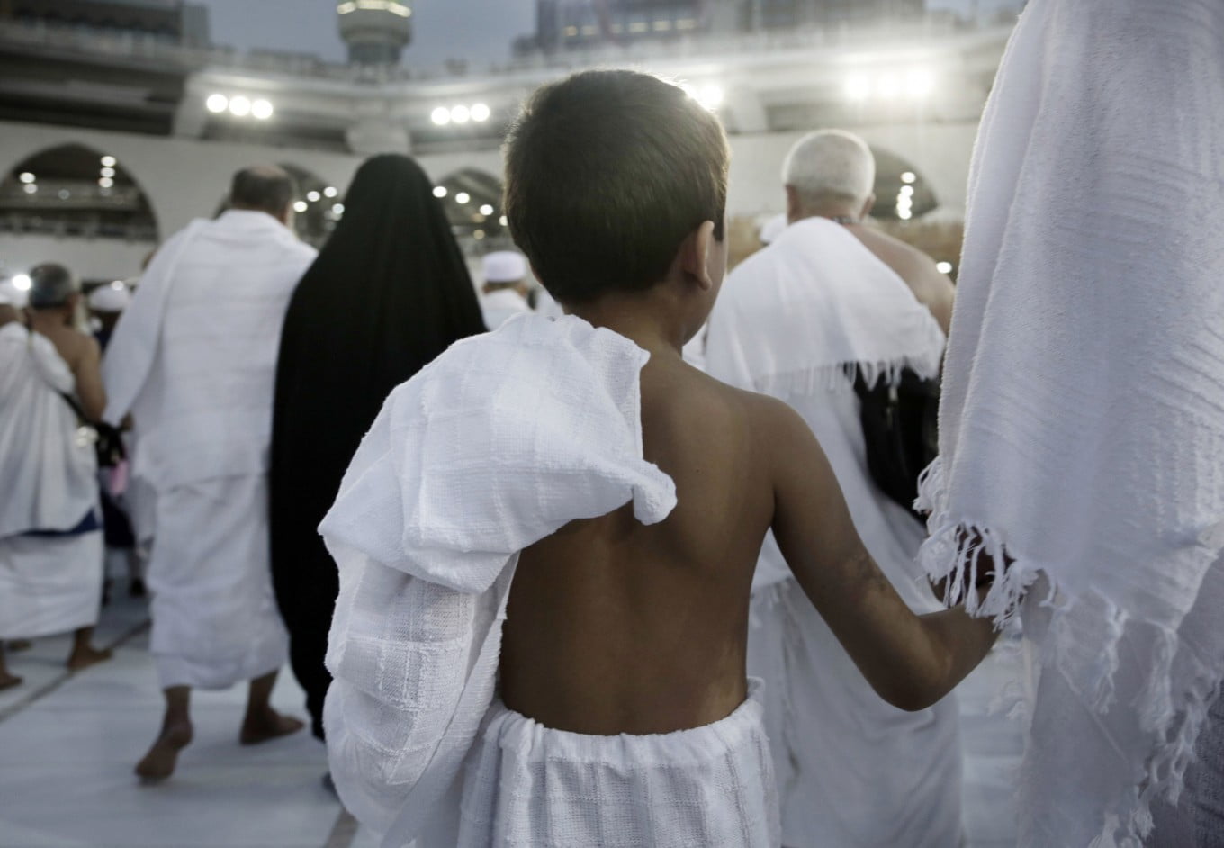 Saudi Arabia Removes Age Limit For Children To Perform Umrah