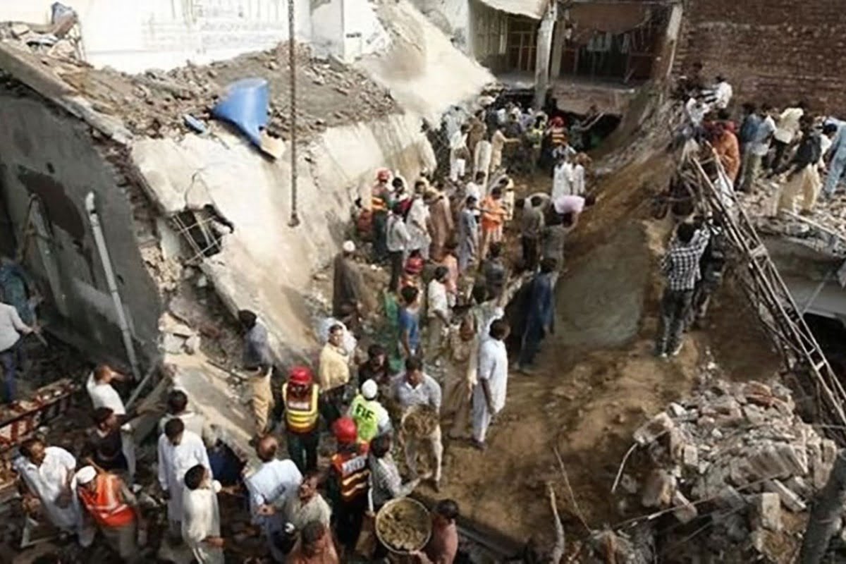 khairpur mosque collapse 2382022