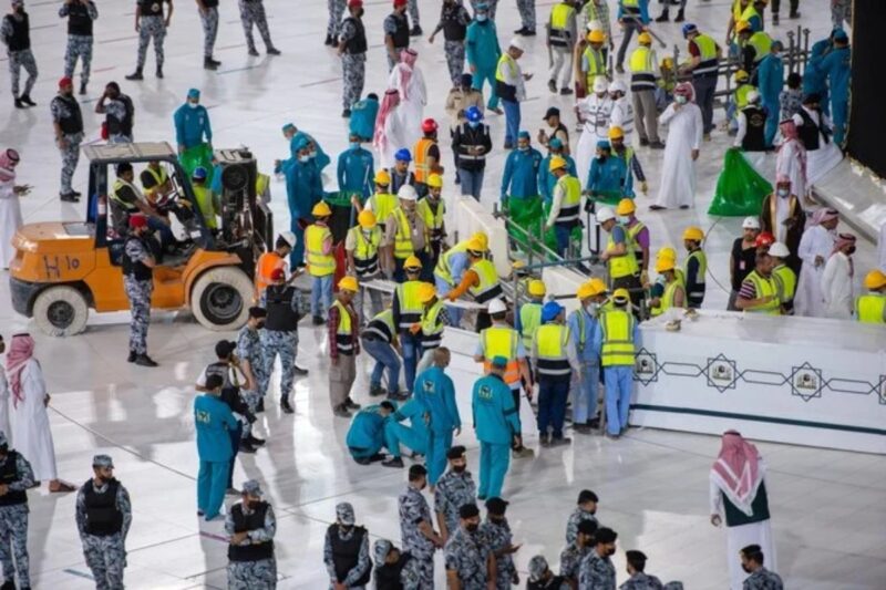 removing barriers around kaaba 2022