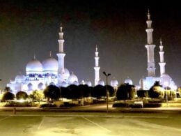 sheikh zayed mosque parking lot
