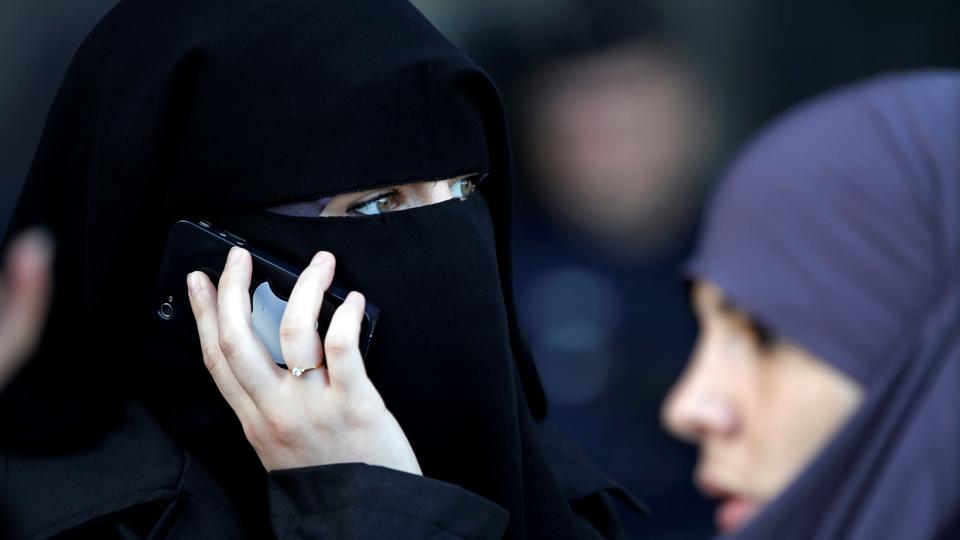 Switzerland To Fine Muslim women For Wearing Burqa and Niqab