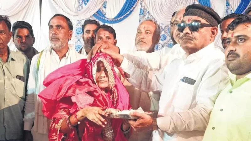 Muslim Community In India Helps Orphan Hindu Girl Get Married