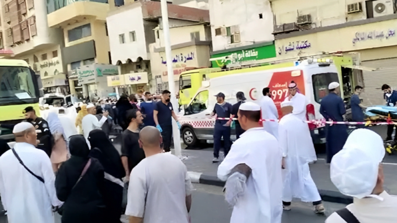 8 Umrah Pilgrims Killed In Hotel Fire in Makkah