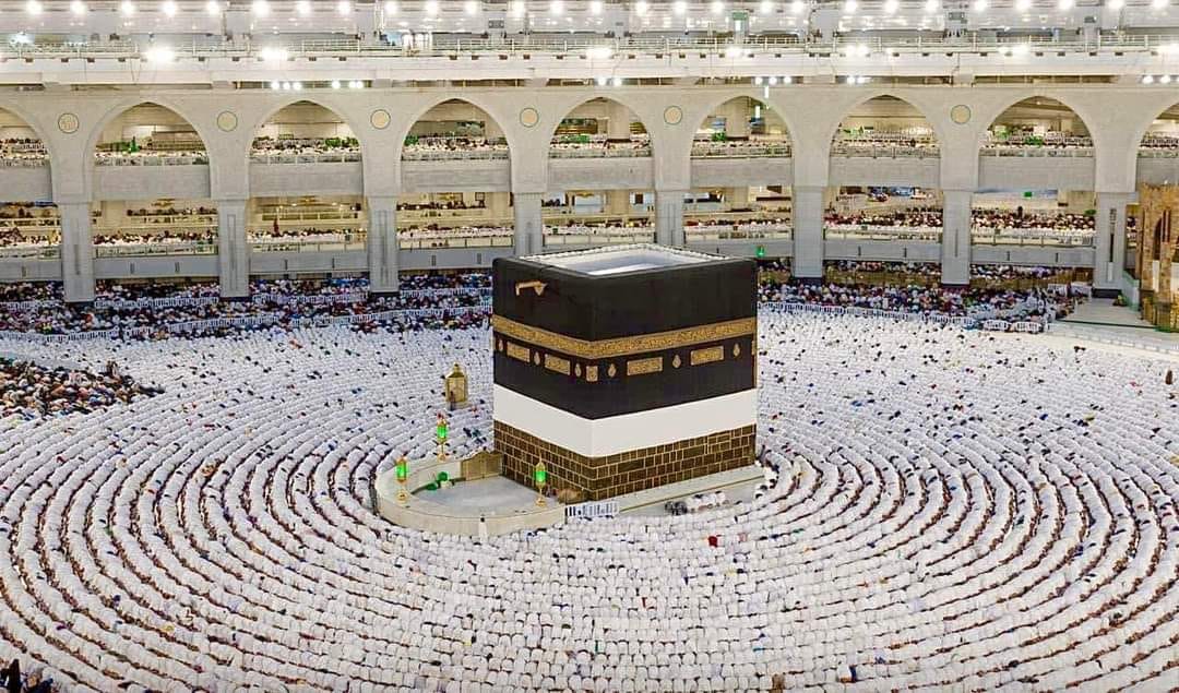 Saudi Citizens Can Now Invite Muslim Friends for Umrah on Personal Visit Visa