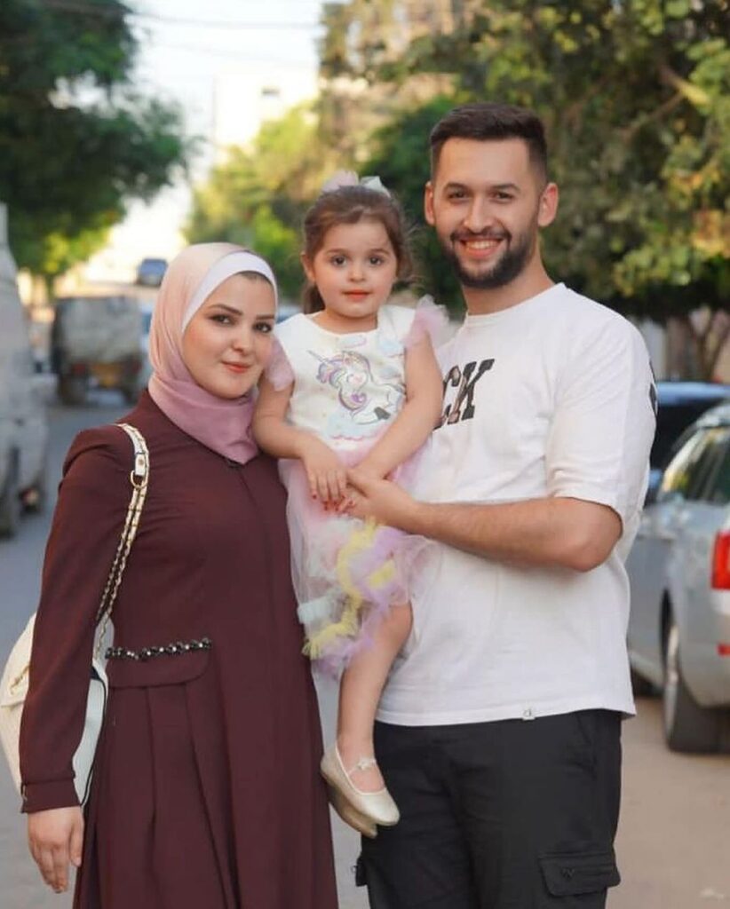 Julia Gaza Parents Lost 2