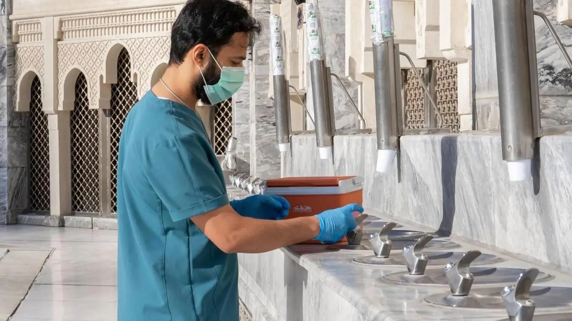 General Authority collecting samples in masjid al haram