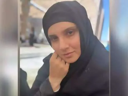Sania Mirza in Madinah For Hajj