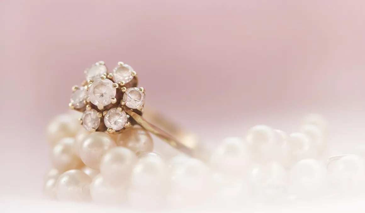 ring, gold, pearls