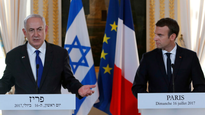 netanyahu with macron