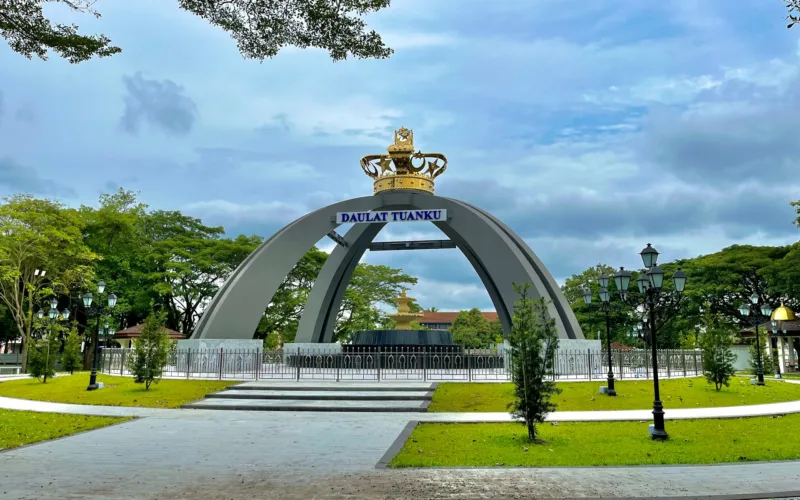 Sultan Johor Crown Royal Arc in Laman Ledang Tangkak