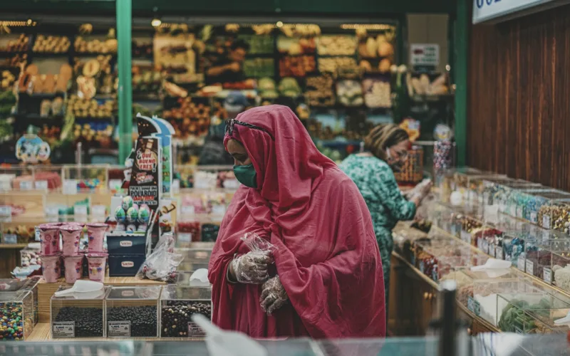 malay Woman, Face mask, Market