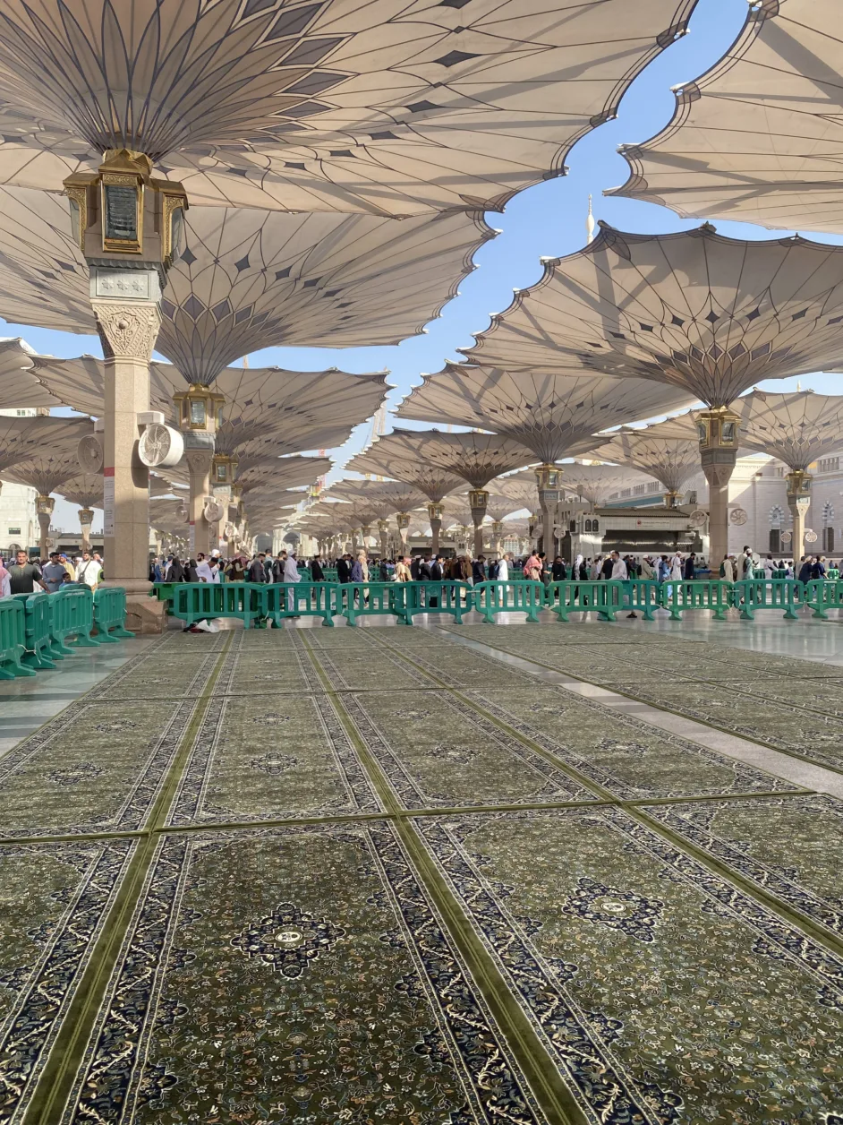 2025 new carpets masjid an nabawi 1