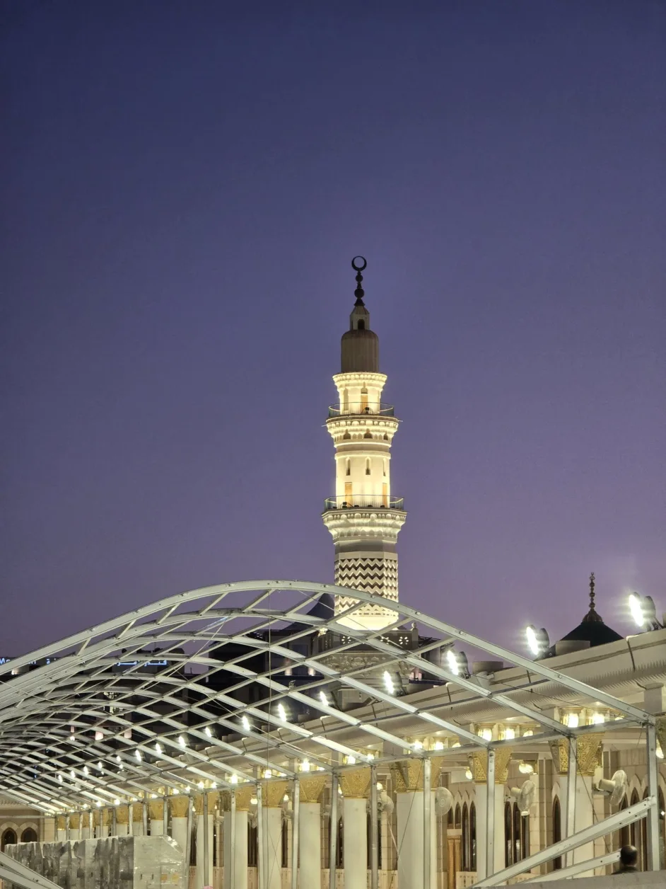 New Canopy Being Constructed at Masjid an Nabawi Rooftop 1