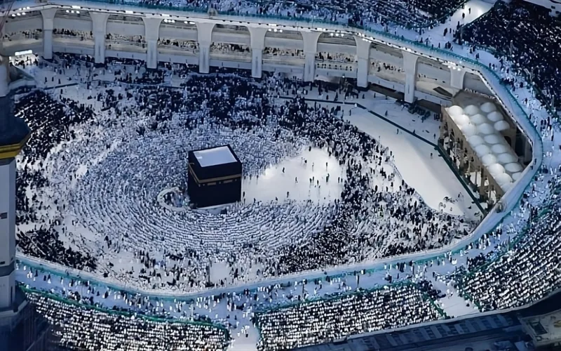 aerial photo kaaba ramadan