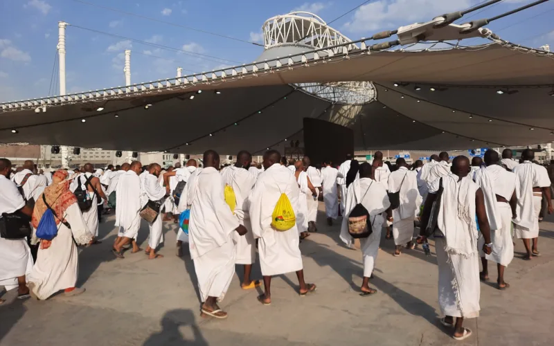 hajj pilgrims going towards jamaraat 2025