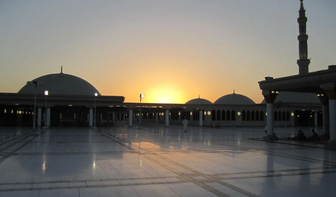 roof of masjid an nabawi during sunset