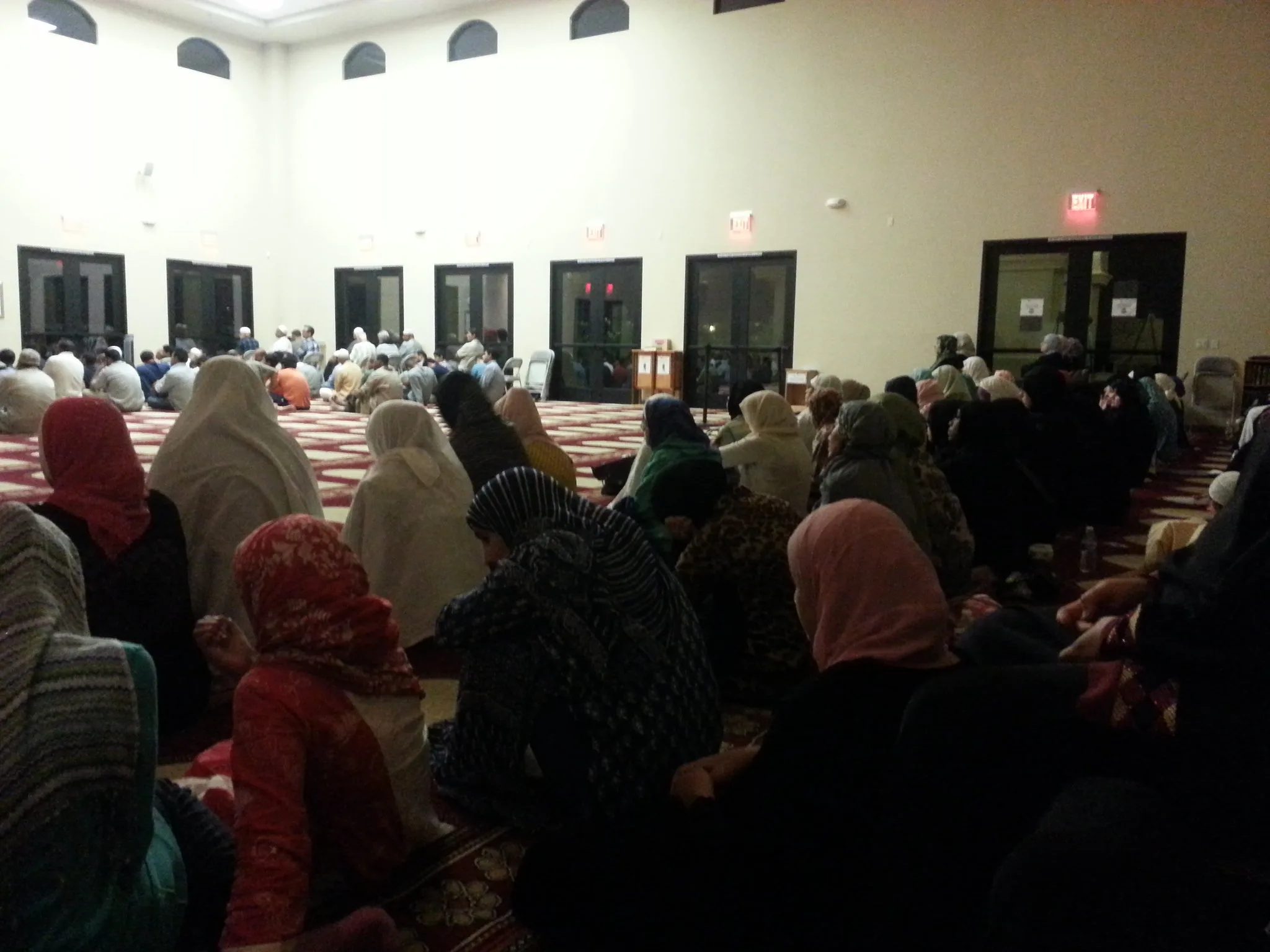 Taraweeh Prayers Mandatory for Women