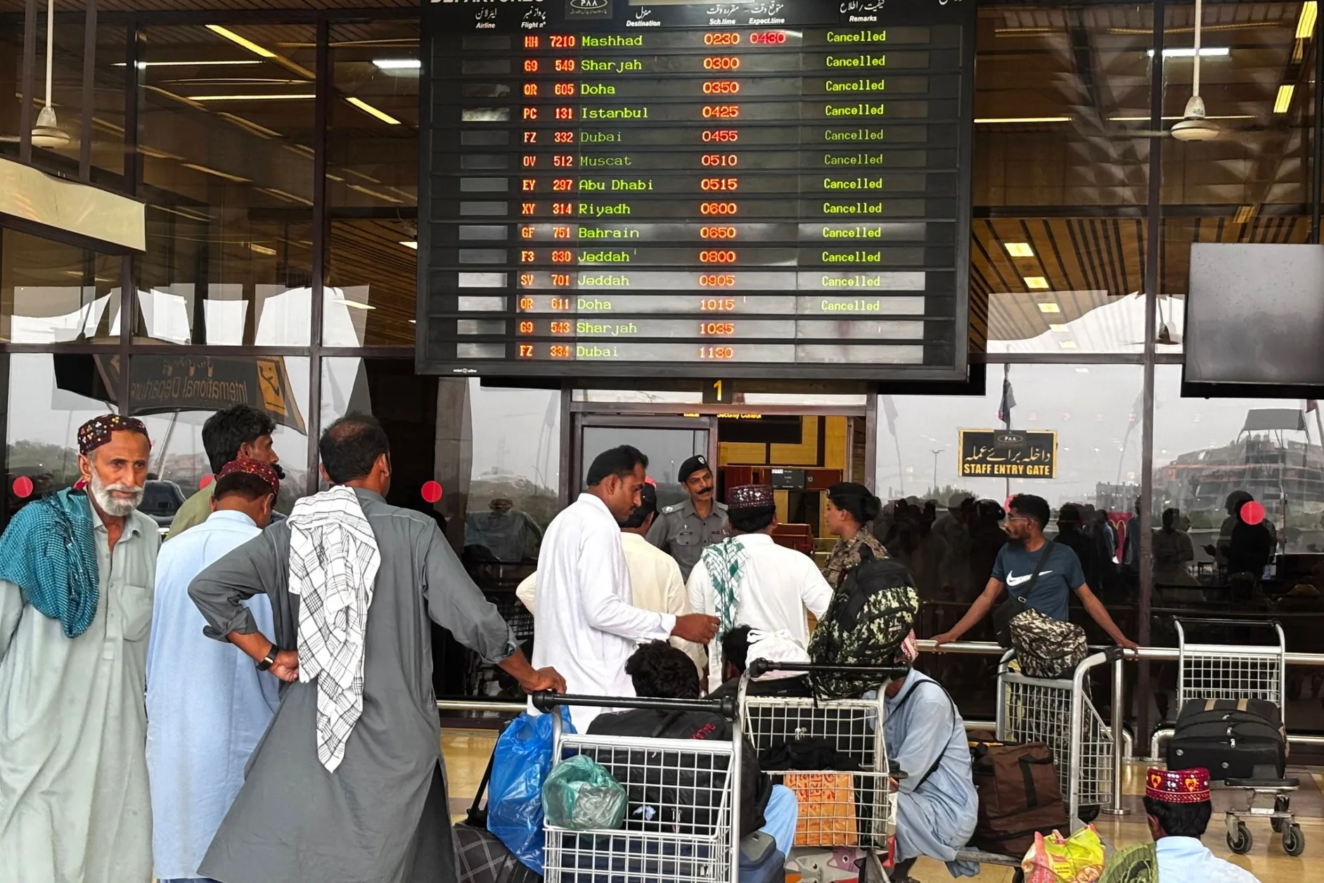 Hajj 2025 Flights From Pakistan and India Disrupted After Escalation 6 494822499 1137643188395647 4985784050964165178 n