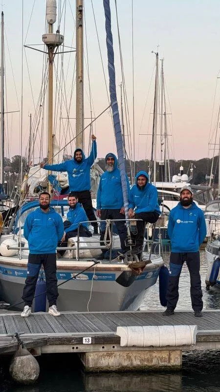 5 British Pilgrims Sail From London to Makkah To Perform Hajj 2025 on 7,400 km Sea Journey 6 British Sailors Hajj 2025 2