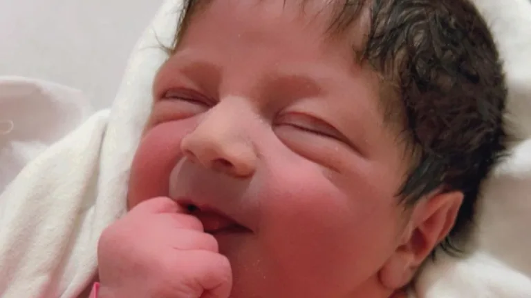 First Hajj 2025 Pilgrim Gives Birth in Madinah as Afghan Woman Welcomes Baby Girl