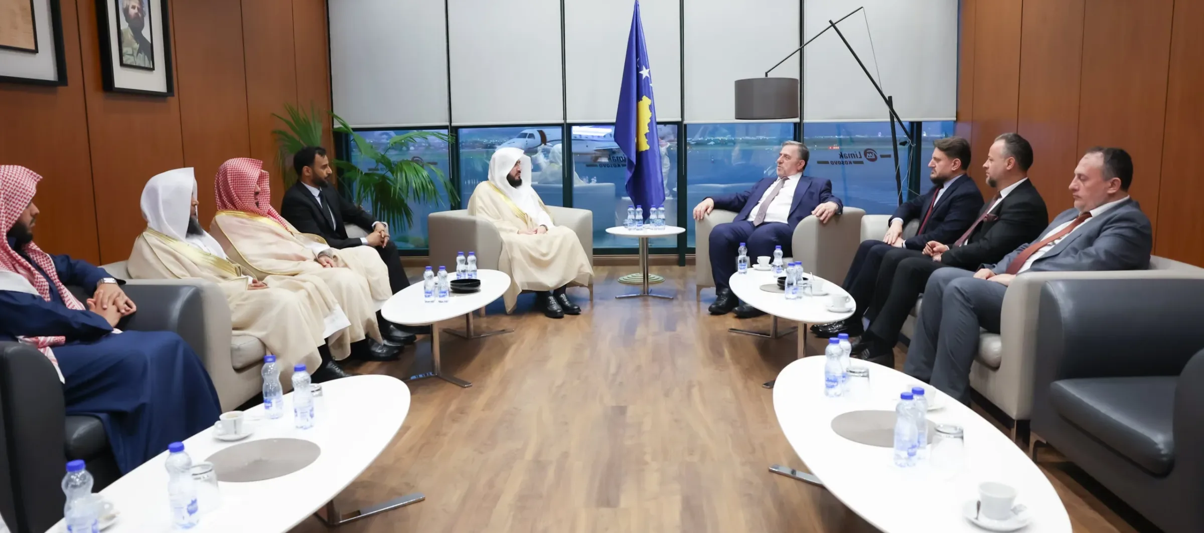 Head of the Islamic Sheikhdom, Sheikh Naim Trnava, the Religious Attaché at the Kingdom’s Embassy in Bosnia and Herzegovina, Sheikh Amer Al Anzi