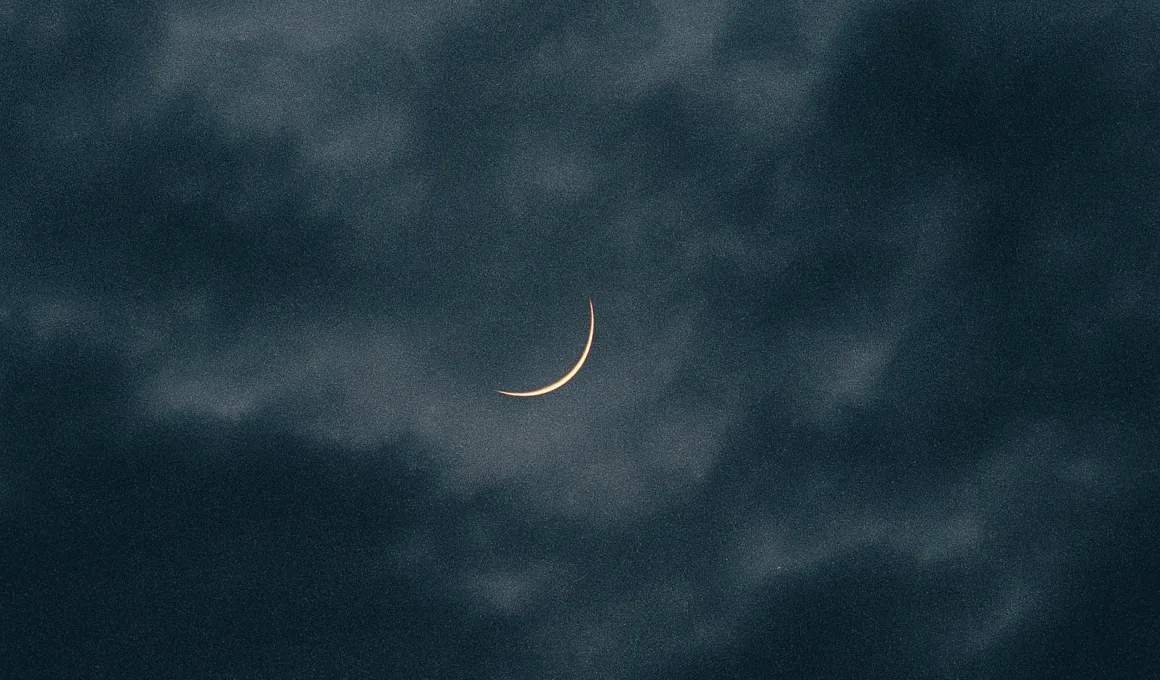 dhul hijjah 2025 moon