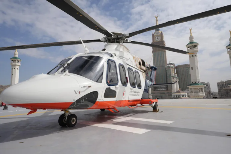 saudi red cresent helicopter