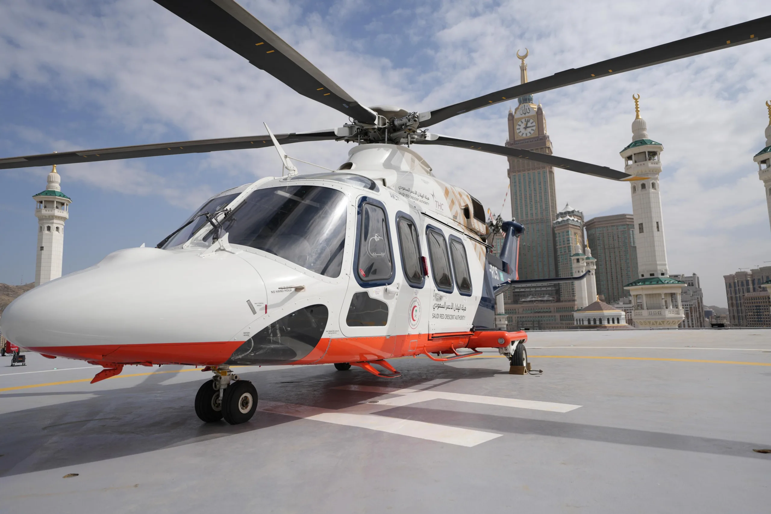 saudi red cresent helicopter