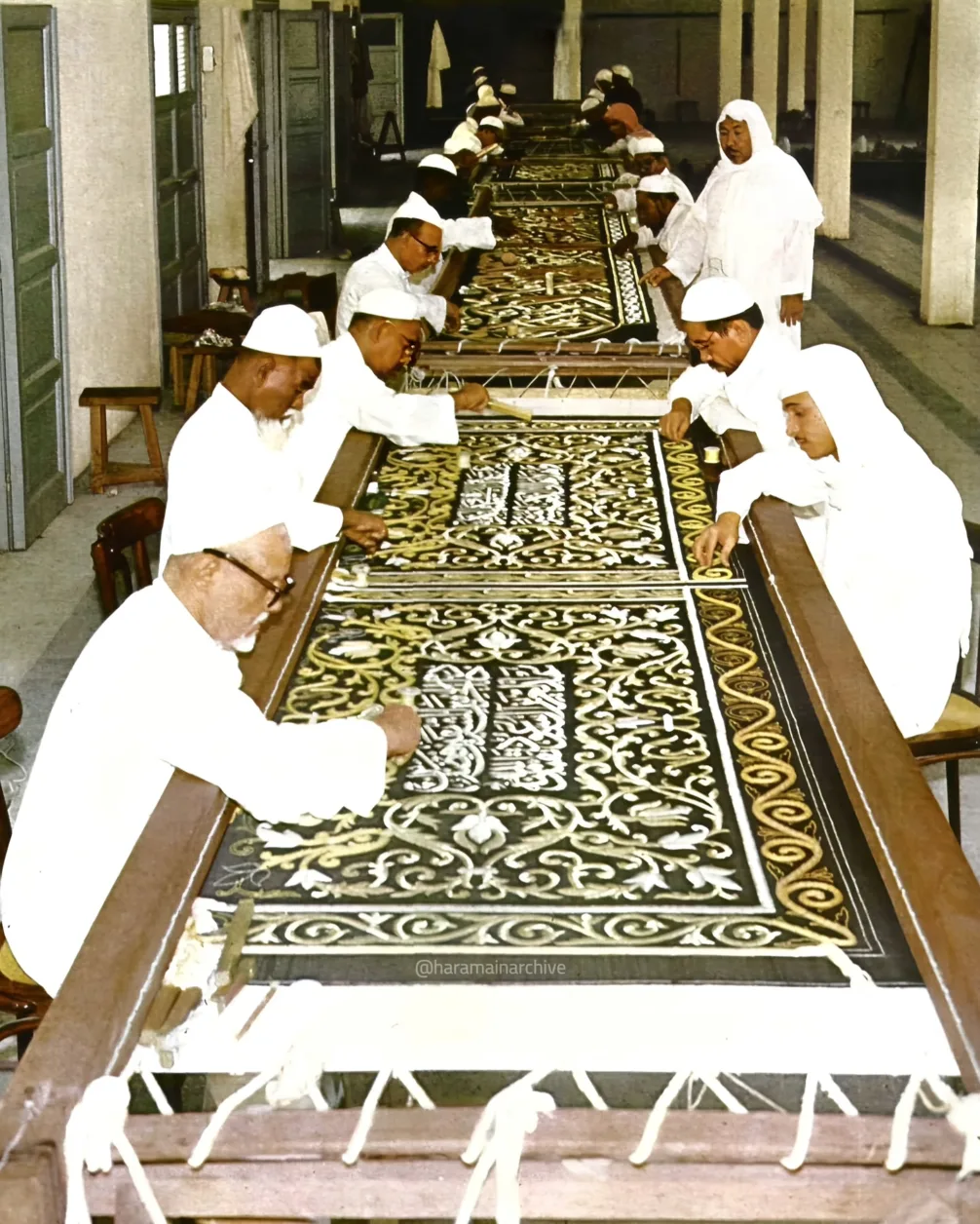 Abdul Rahim Amin Bukhari: The Calligrapher Who Left His Mark on the Kaaba 10 Abdul Rahim Amin Bukhari working at Kiswa Factory