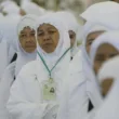 indonesian pilgrim woman hajj