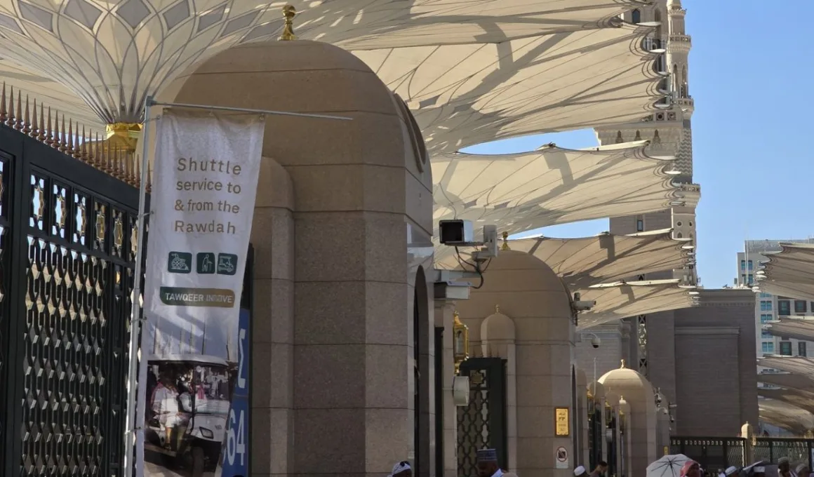 shuttle service rawdah